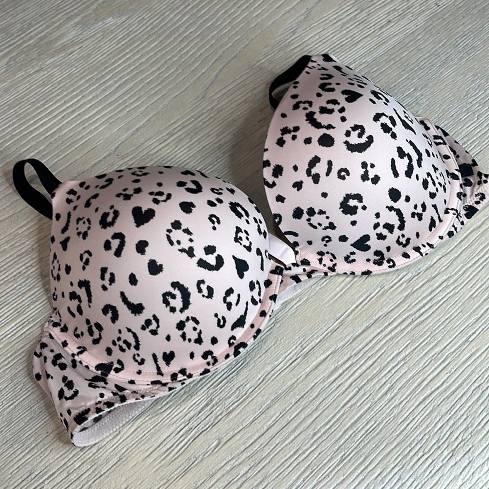 Victoria Secret Push Up Bra